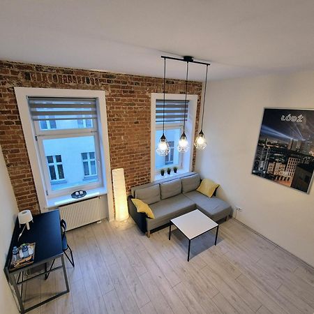Klimatyczny Apartament W Magicznym Miejscu ウッチ エクステリア 写真